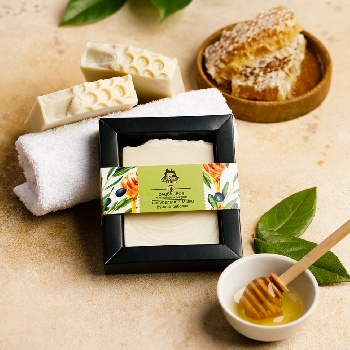 Натуральное мыло ручной работы «Оливковое с таежным медом» 100 г